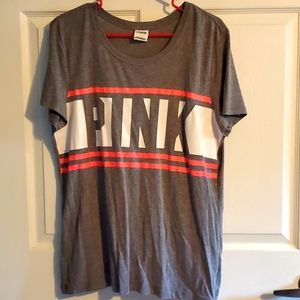 🛍 Victoria's Secret pink t-shirt